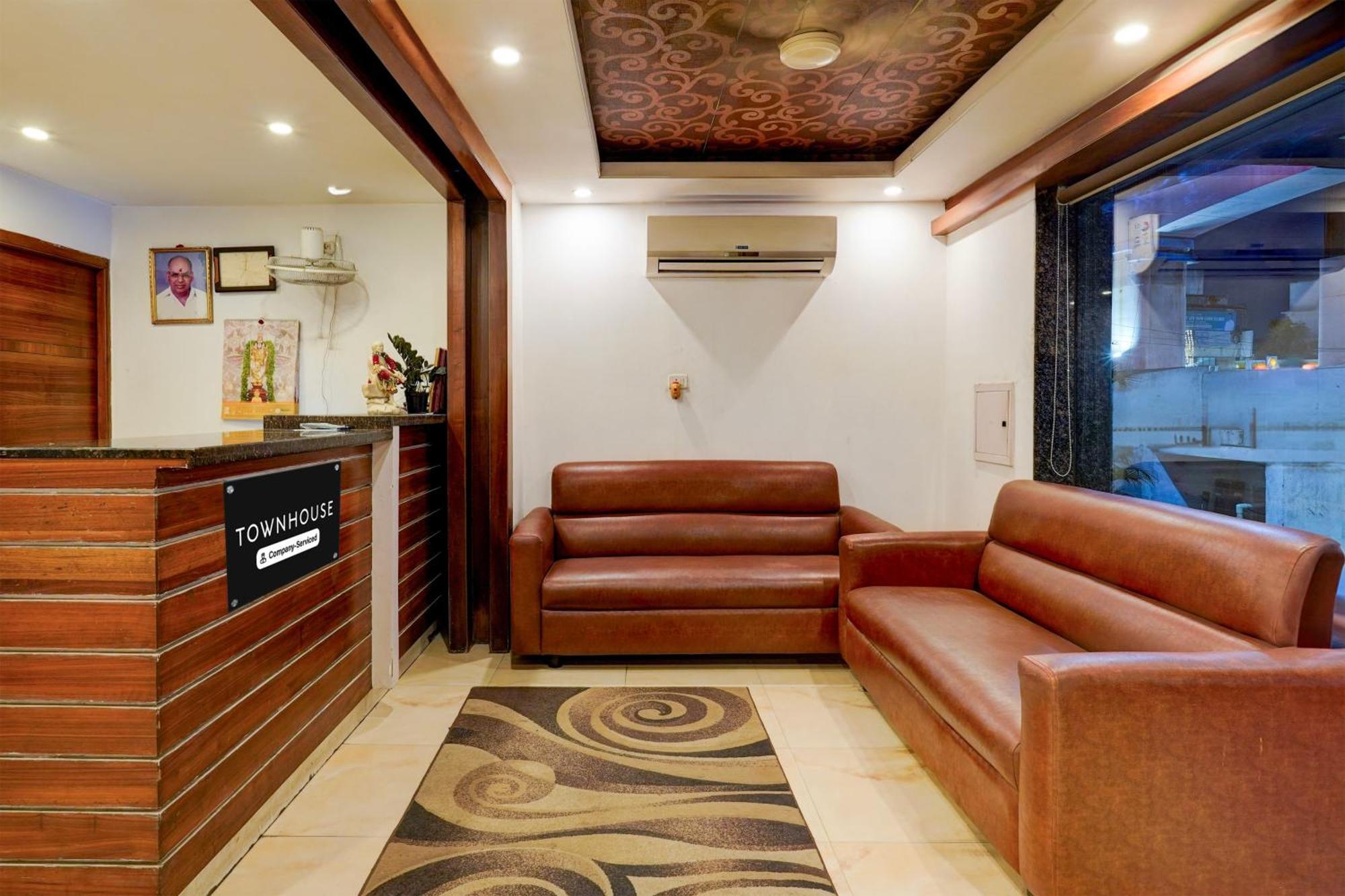 Super Townhouse Arcot Road Near Kauvery Hospital Chennai Eksteriør bilde
