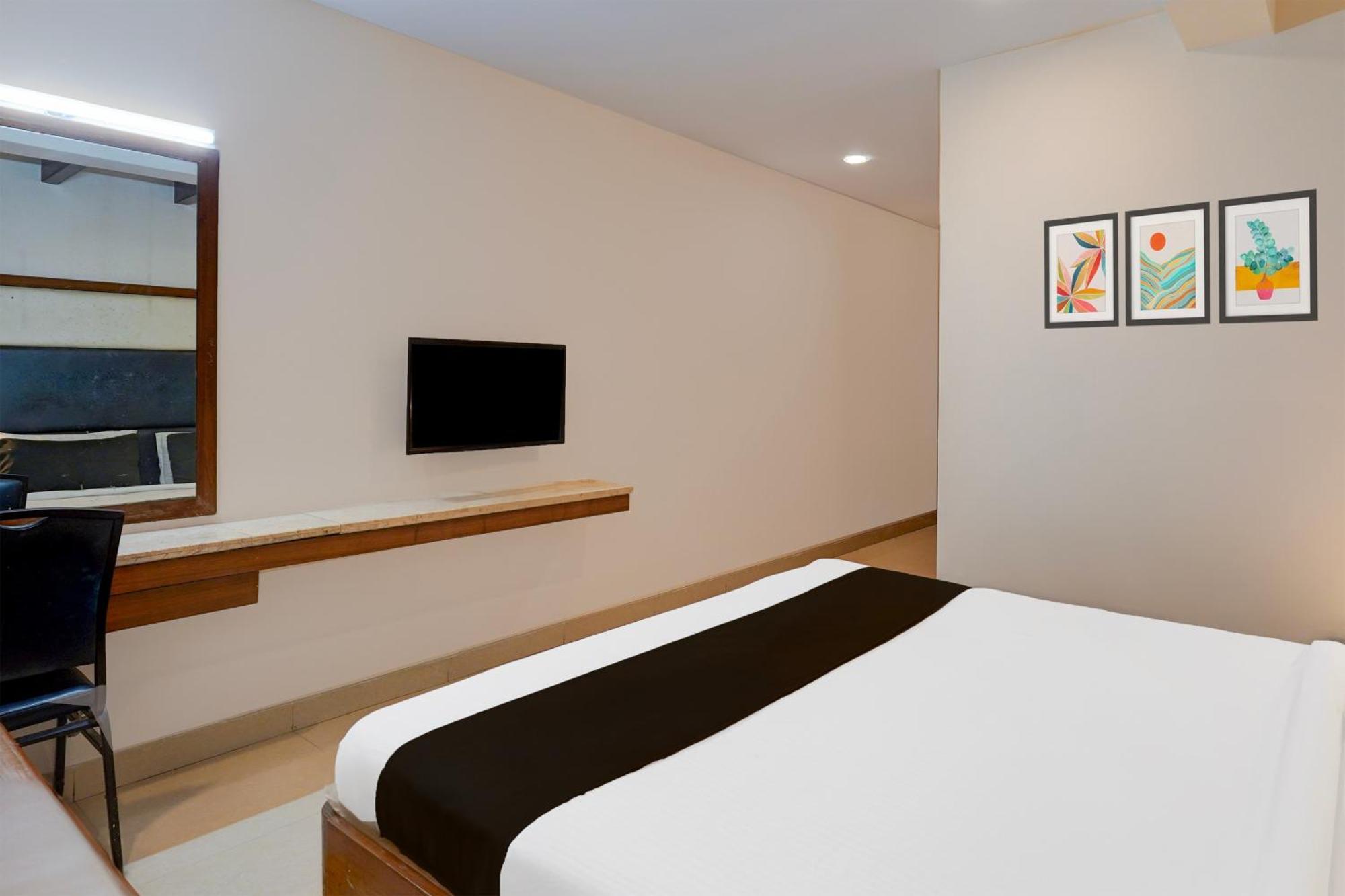 Super Townhouse Arcot Road Near Kauvery Hospital Chennai Eksteriør bilde