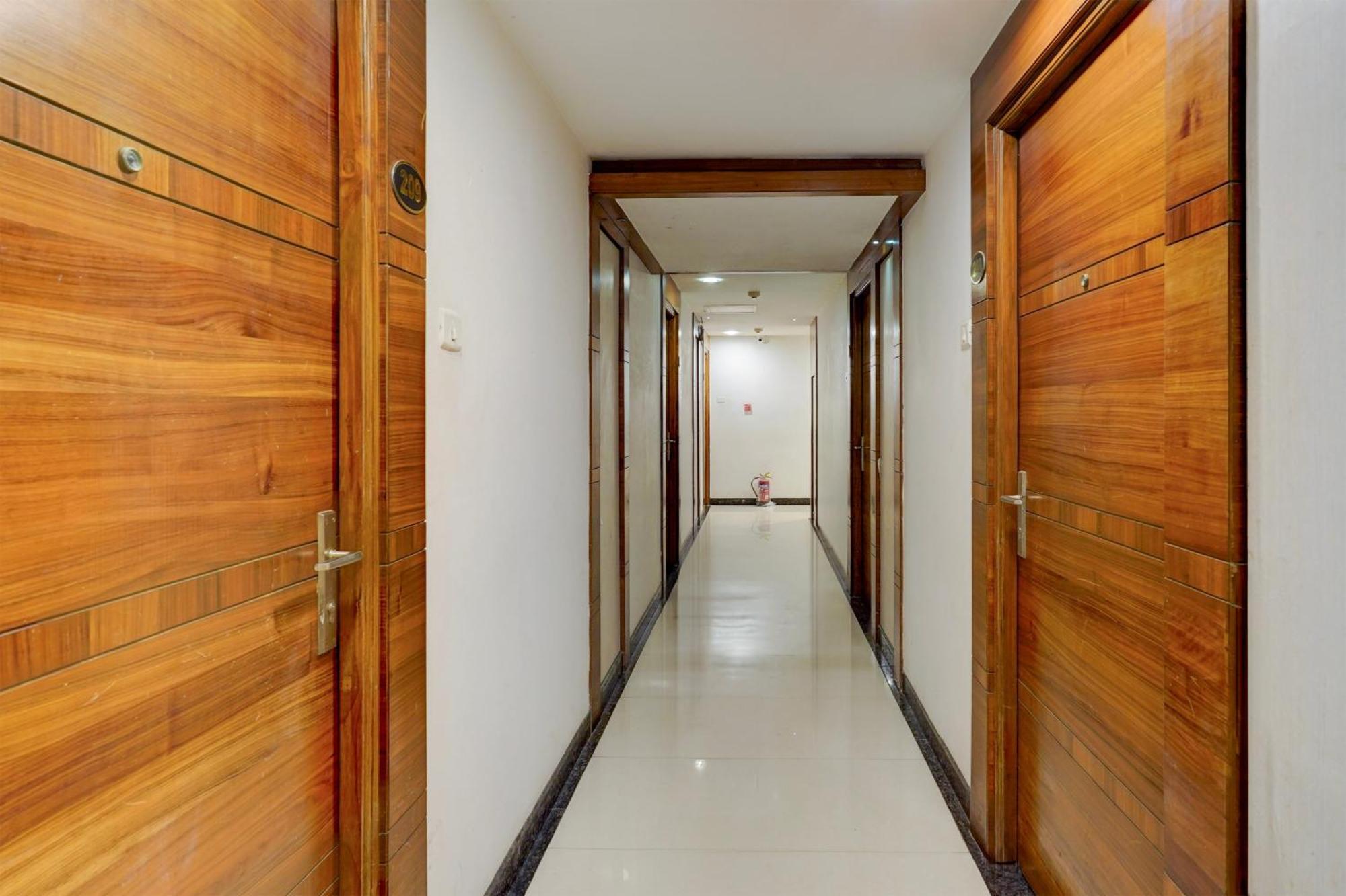 Super Townhouse Arcot Road Near Kauvery Hospital Chennai Eksteriør bilde